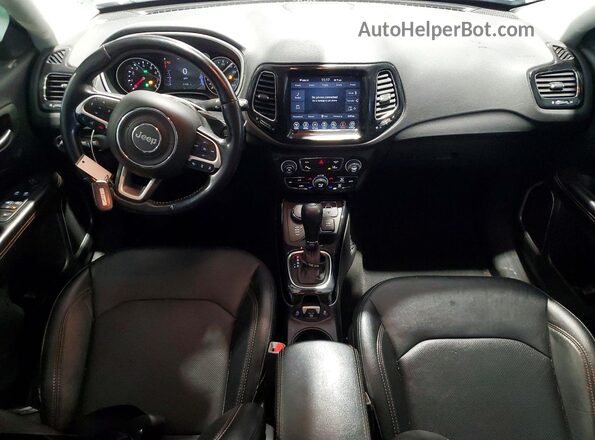 3C4NJDCBXMT550807 2021 JEEP COMPASS White Widok deski rozdzielczej