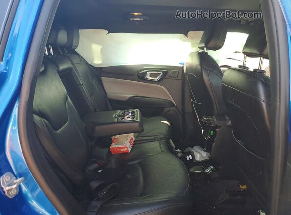 3C4NJDCN0PT502179 2023 JEEP COMPASS Синий Вид задней части салона