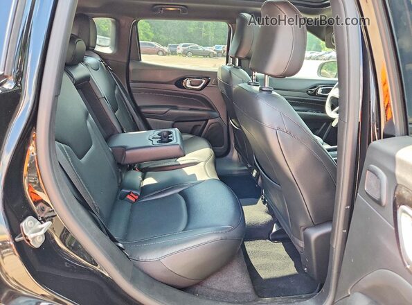 3C4NJDCN0PT536266 2023 JEEP COMPASS Black Vista interior trasera
