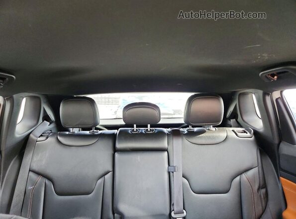 3C4NJDCN0RT157867 2024 JEEP COMPASS White უკანა სავარძლების ხედი
