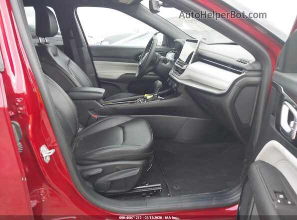 3C4NJDCN0ST605904 2025 JEEP COMPASS Maroon Front interior view