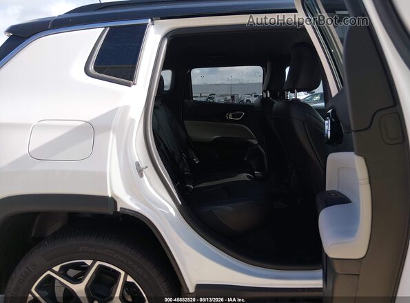 3C4NJDCN0TT212003 2026 JEEP COMPASS White VIN կոդի պիտակի տեսք