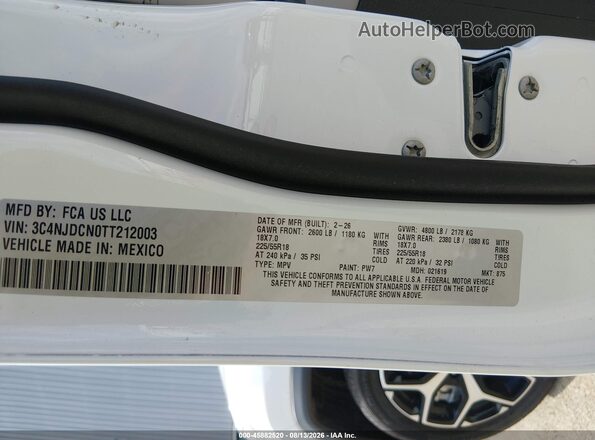 3C4NJDCN0TT212003 2026 JEEP COMPASS White Շարժիչի բաժամունքի տեսք