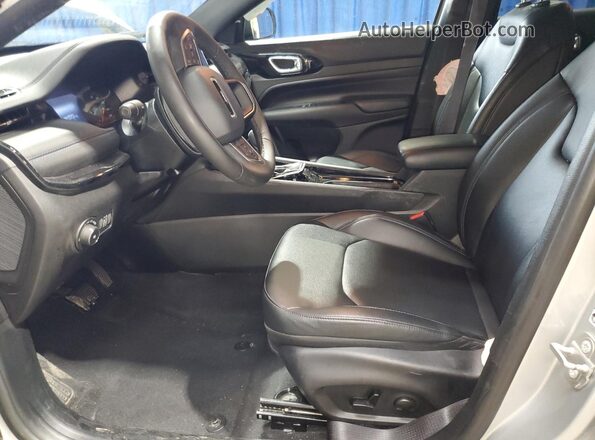 3C4NJDCN1TT184437 2026 JEEP COMPASS Серебряный Панорамный вид салона 360°