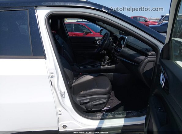 3C4NJDCN1TT214486 2026 JEEP COMPASS White Vista interior delantera