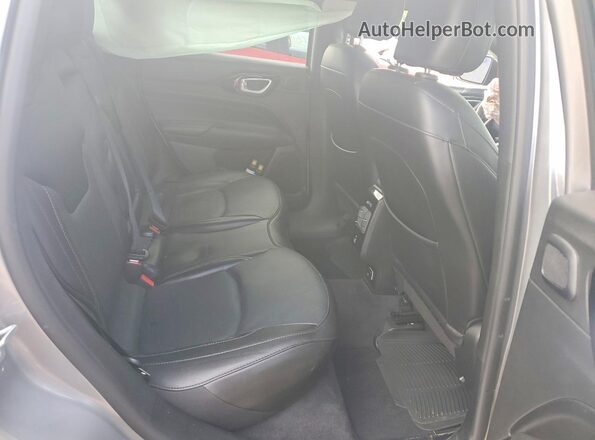 3C4NJDCN2PT500823 2023 JEEP COMPASS Silver Սալոնի հետևի տեսք