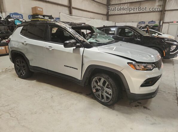 3C4NJDCN2TT177738 2026 JEEP COMPASS Silver 