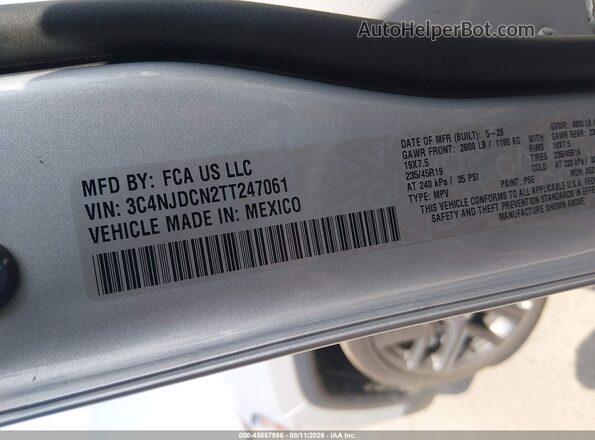 3C4NJDCN2TT247061 2026 JEEP COMPASS Gray Շարժիչի բաժամունքի տեսք