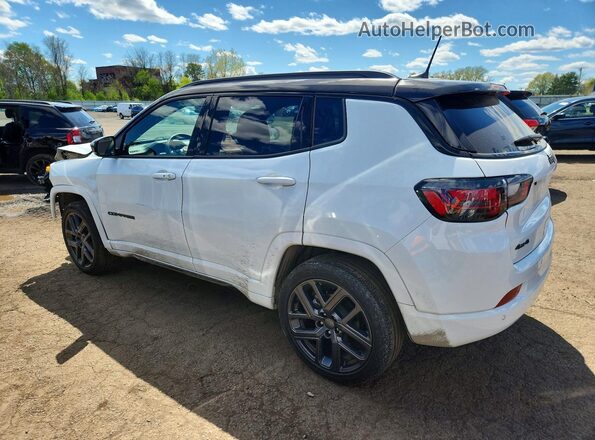 3C4NJDCN3RT129884 2024 JEEP COMPASS Белый Задняя левая четверть