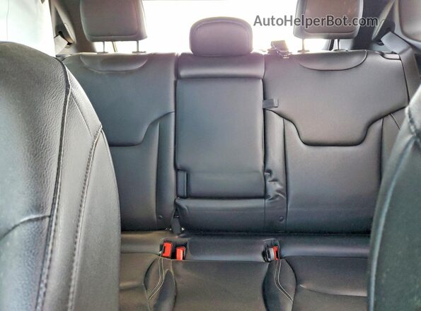3C4NJDCN3RT145602 2024 JEEP COMPASS Красный Вид задних сидений