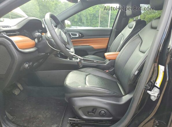 3C4NJDCN3RT153358 2024 JEEP COMPASS Black Вид салону спереду