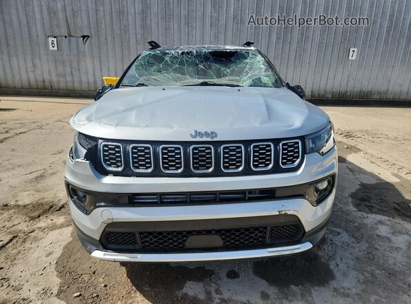 3C4NJDCN3ST511323 2025 JEEP COMPASS Silver Vista de la etiqueta del VIN