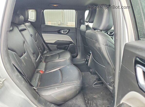 3C4NJDCN3ST513590 2025 JEEP COMPASS Silver 