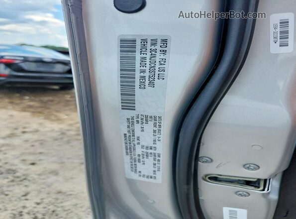 3C4NJDCN3ST523407 2025 JEEP COMPASS Silver Widok naklejki z numerem VIN
