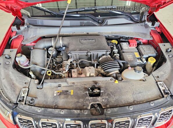 3C4NJDCN3ST619571 2025 JEEP COMPASS Red Вид задньої частини салону