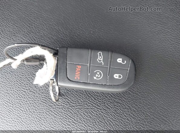3C4NJDCN3TT226008 2026 JEEP COMPASS Silver Առջևի վահանակի տեսք
