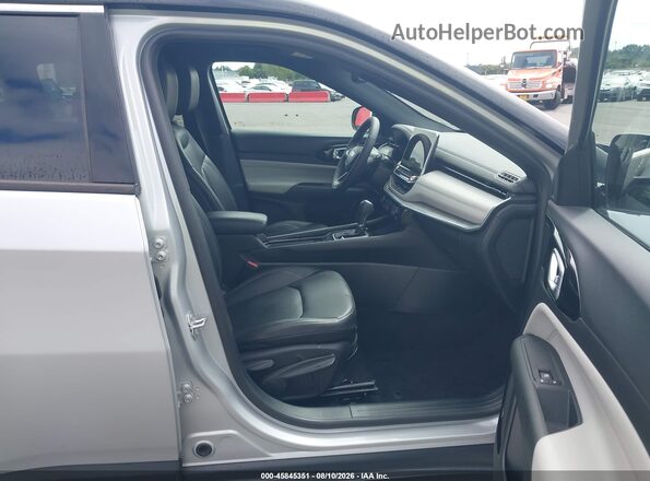 3C4NJDCN3TT226008 2026 JEEP COMPASS Silver Սալոնի դիմացի տեսք