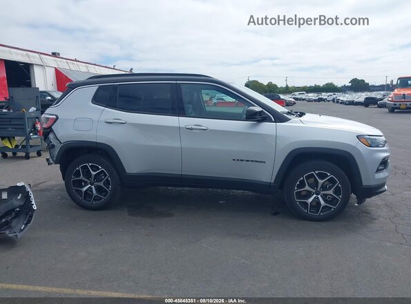 3C4NJDCN3TT226008 2026 JEEP COMPASS Silver Սալոնի 360 աստիճան տեսք