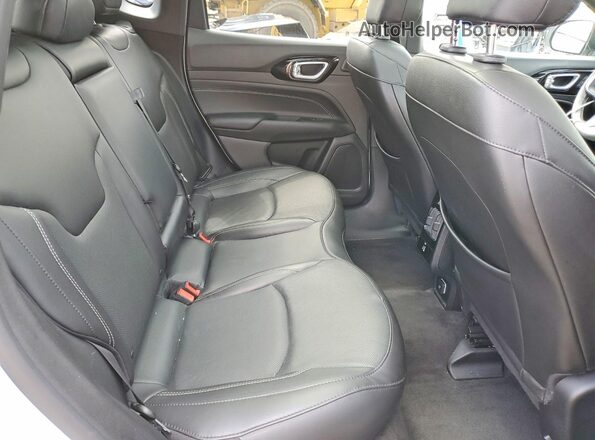 3C4NJDCN4PT500645 2023 JEEP COMPASS Белый Вид задней части салона