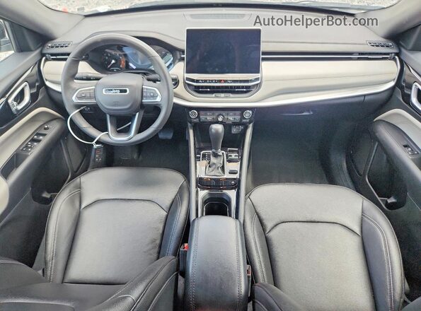 3C4NJDCN4ST513436 2025 JEEP COMPASS Белый Вид панели приборов