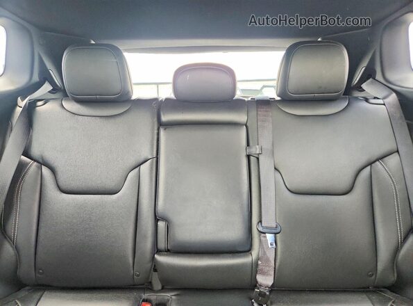 3C4NJDCN4ST513436 2025 JEEP COMPASS Белый Вид задних сидений