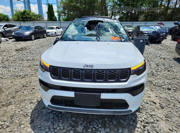3C4NJDCN4ST569134 2025 JEEP COMPASS White Widok z przodu