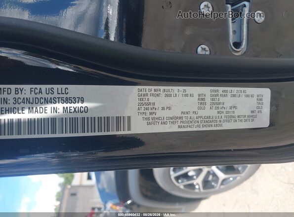 3C4NJDCN4ST585379 2025 JEEP COMPASS Black Widok komory silnika