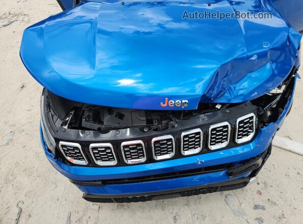 3C4NJDCN4TT178664 2026 JEEP COMPASS Blue სალონის 360-გრადუსიანი ხედი