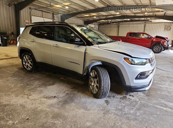 3C4NJDCN5ST507967 2025 JEEP COMPASS Silver Панорамний вид салону 360°