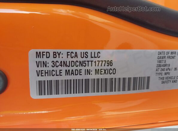 3C4NJDCN5TT177796 2026 JEEP COMPASS Оранжевый Вид подкапотного пространства