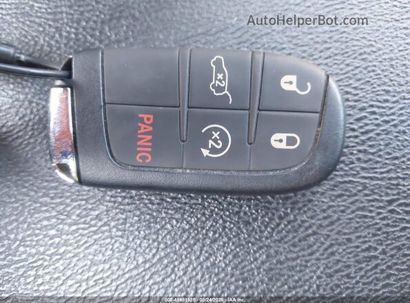 3C4NJDCN5TT177796 2026 JEEP COMPASS Оранжевый Вид панели приборов