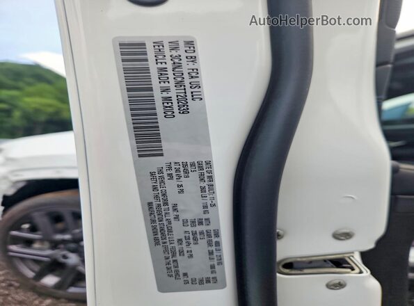 3C4NJDCN6TT202639 2026 JEEP COMPASS White VIN კოდის სტიკერის ხედი