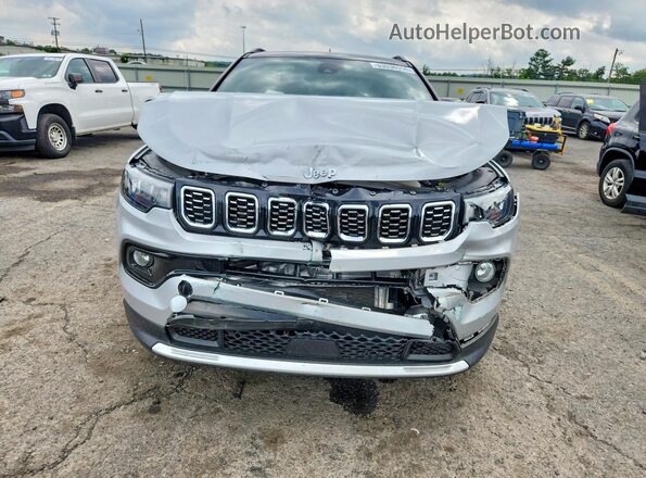 3C4NJDCN7ST504665 2025 JEEP COMPASS Silver Widok z przodu