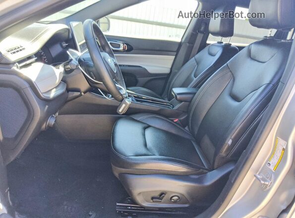 3C4NJDCN7ST518338 2025 JEEP COMPASS Gray Вид салону спереду