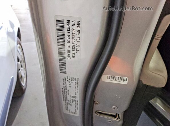 3C4NJDCN7ST518338 2025 JEEP COMPASS Gray Вид наклейки з VIN-кодом