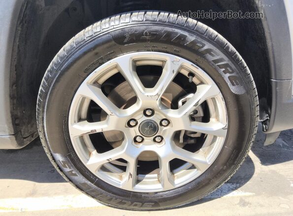 3C4NJDCN7ST518338 2025 JEEP COMPASS Gray 