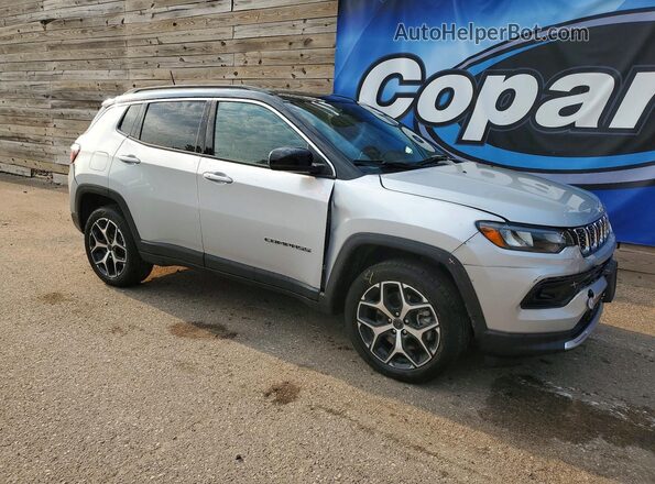 3C4NJDCN7ST613918 2025 JEEP COMPASS Silver Передня права чверть
