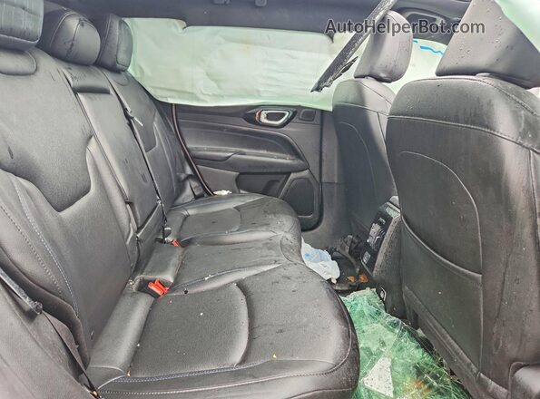 3C4NJDCN7ST615619 2025 JEEP COMPASS White Вид задньої частини салону