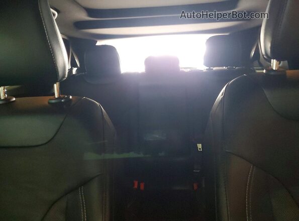 3C4NJDCN8RT171810 2024 JEEP COMPASS Black Widok tylnych siedzeń