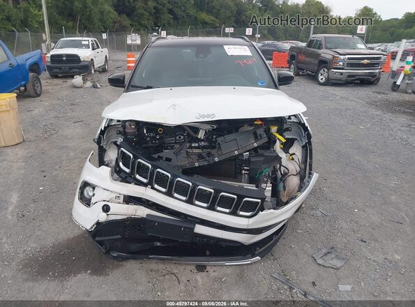 3C4NJDCN8RT609516 2024 JEEP COMPASS White Widok zestawu wskaźników