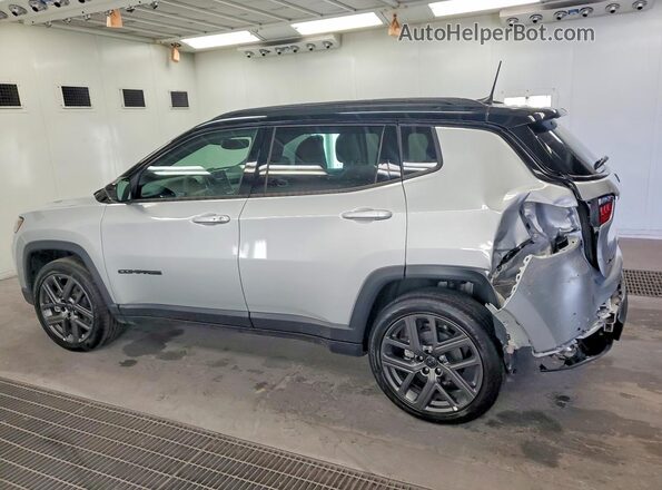 3C4NJDCN8TT258209 2026 JEEP COMPASS Silver უკანა მარცხენა