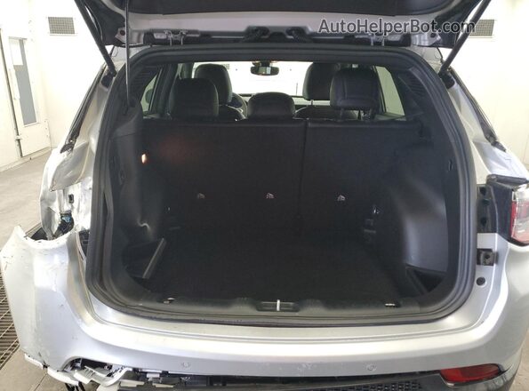 3C4NJDCN8TT258209 2026 JEEP COMPASS Silver 