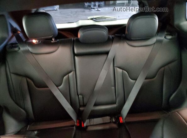 3C4NJDCN8TT258209 2026 JEEP COMPASS Silver უკანა სავარძლების ხედი