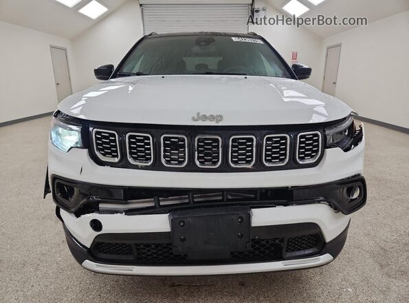 3C4NJDCN8TT270716 2026 JEEP COMPASS White Панорамний вид салону 360°