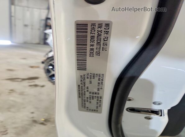 3C4NJDCN8TT271297 2026 JEEP COMPASS White Widok wnętrza 360 stopni