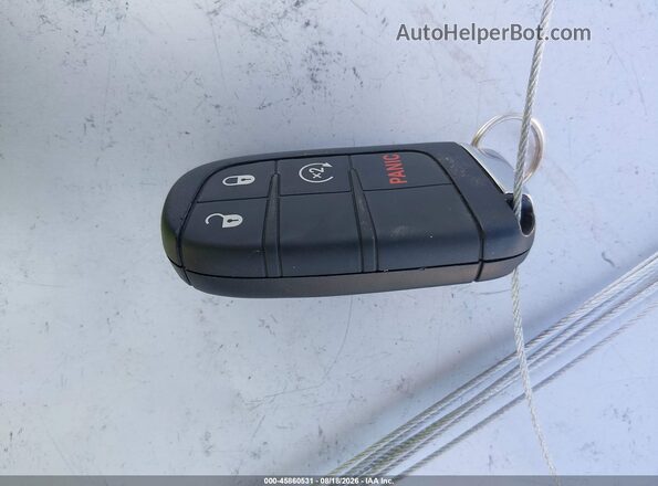 3C4NJDCN9PT548433 2023 JEEP COMPASS Silver Widok deski rozdzielczej