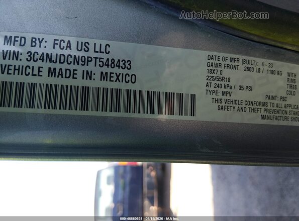 3C4NJDCN9PT548433 2023 JEEP COMPASS Silver Widok komory silnika