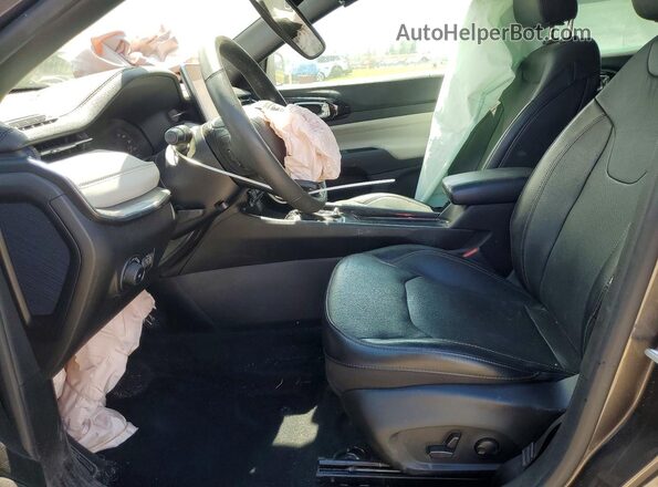 3C4NJDCN9PT552143 2023 JEEP COMPASS Gray Вид салону спереду