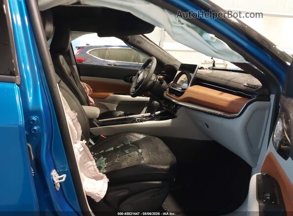 3C4NJDCN9RT585291 2024 JEEP COMPASS Blue წინა სალონის ხედი
