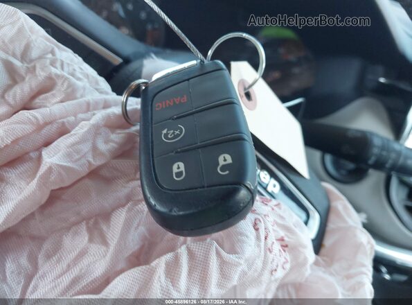 3C4NJDCN9RT588028 2024 JEEP COMPASS Gray Առջևի վահանակի տեսք